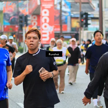 Runner Photo 4892884