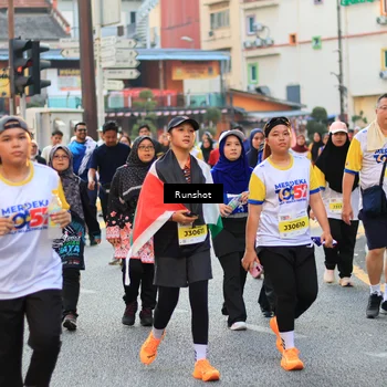 Runner Photo 4892893