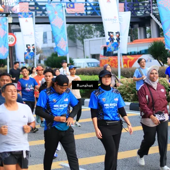 Runner Photo 4892895