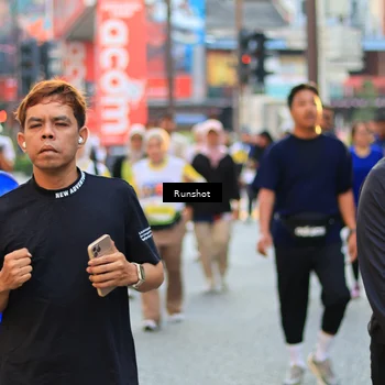 Runner Photo 4892902