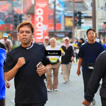 Runner Photo 4892918
