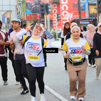Runner Photo 4892943
