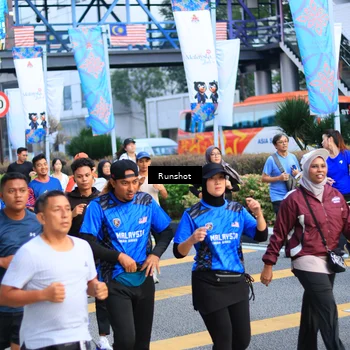 Runner Photo 4893000
