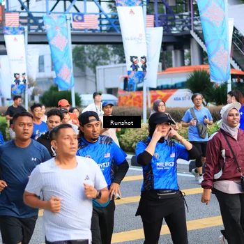 Runner Photo 4893034