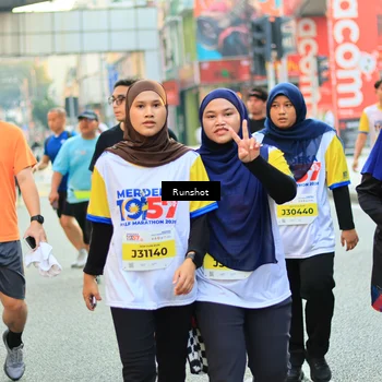 Runner Photo 4893105