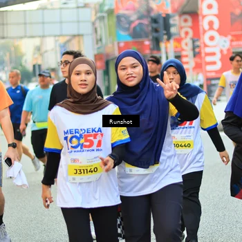 Runner Photo 4893109