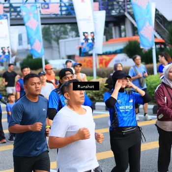 Runner Photo 4893119