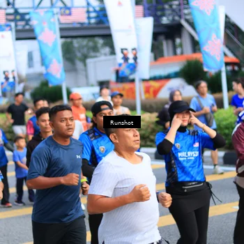 Runner Photo 4893156