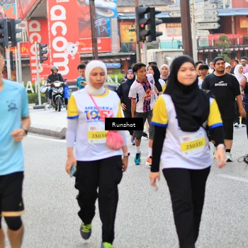 Runner Photo 4893303
