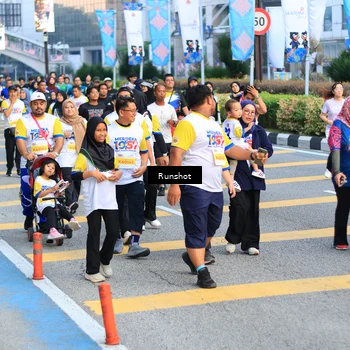 Runner Photo 4893306