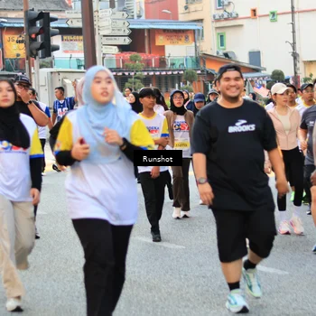Runner Photo 4893314