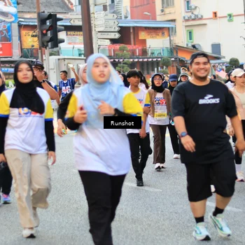 Runner Photo 4893339