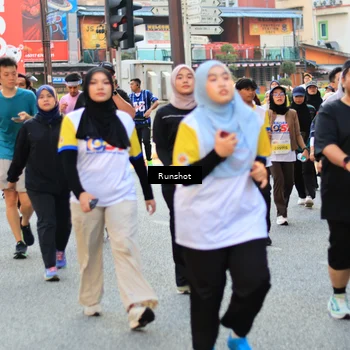 Runner Photo 4893360