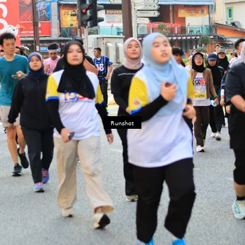 Runner Photo 4893373