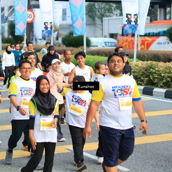 Runner Photo 4893563