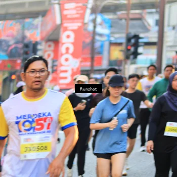 Runner Photo 4893679