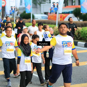 Runner Photo 4893740