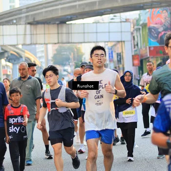 Runner Photo 4893993