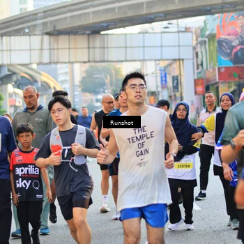 Runner Photo 4894000