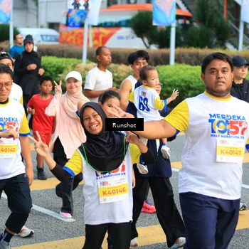 Runner Photo 4894002