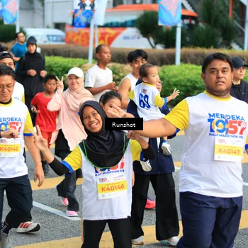 Runner Photo 4894019
