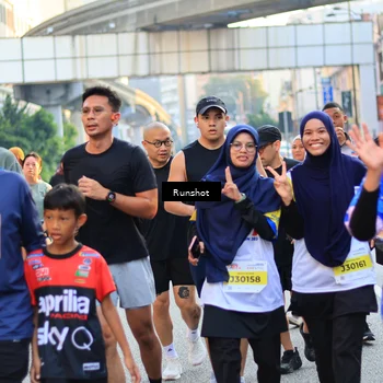 Runner Photo 4894055