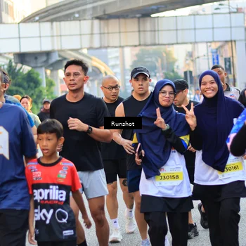 Runner Photo 4894076