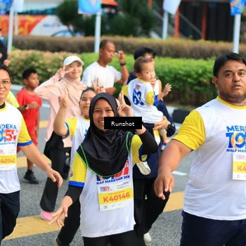 Runner Photo 4894245