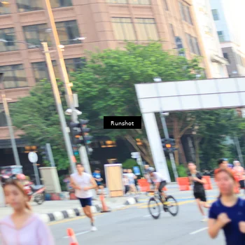 Runner Photo 4894276