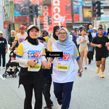 Runner Photo 4894308