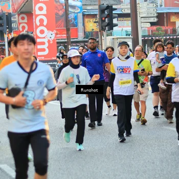 Runner Photo 4894345