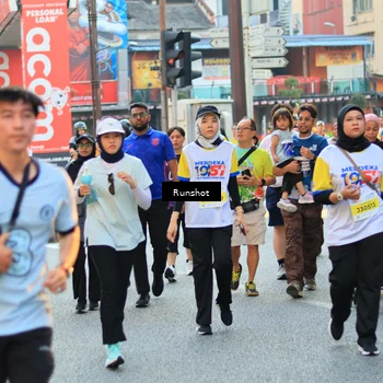 Runner Photo 4894349