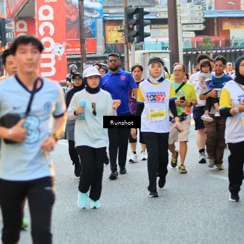 Runner Photo 4894353
