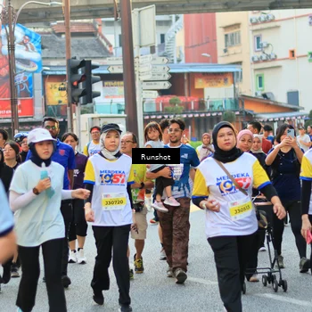 Runner Photo 4894360