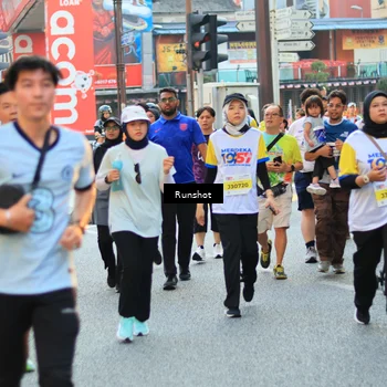 Runner Photo 4894365