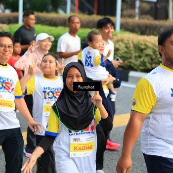 Runner Photo 4894377