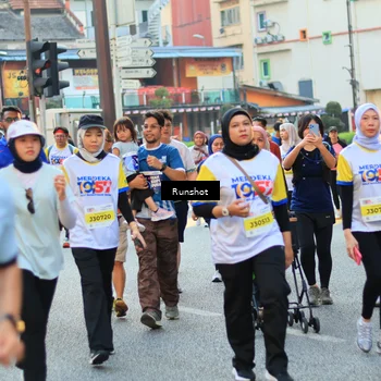 Runner Photo 4894378