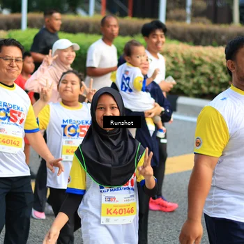 Runner Photo 4894415