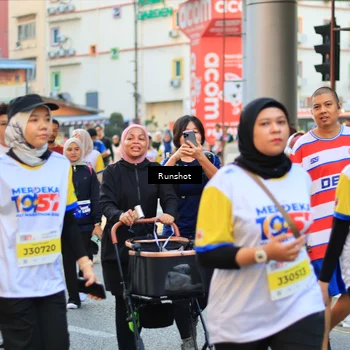 Runner Photo 4894456