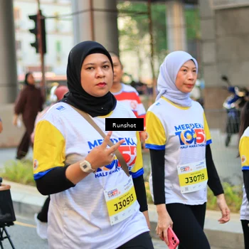 Runner Photo 4894472