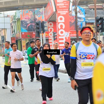Runner Photo 4894591