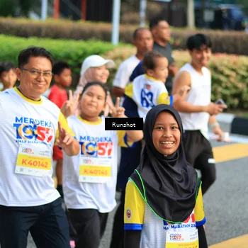 Runner Photo 4894671