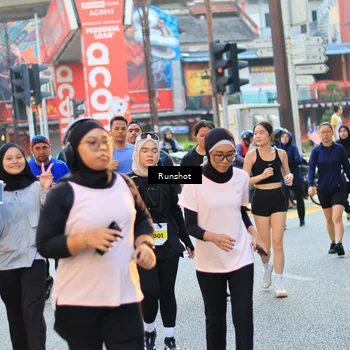 Runner Photo 4894695
