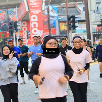 Runner Photo 4894732