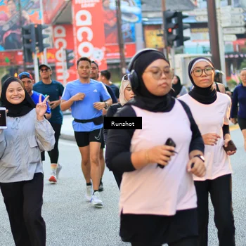 Runner Photo 4894753