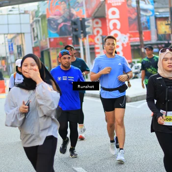 Runner Photo 4894767