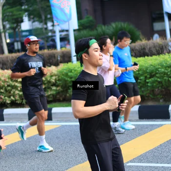 Runner Photo 4894800