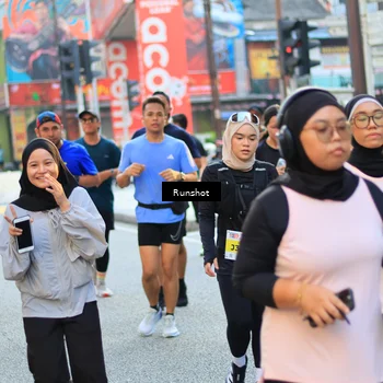 Runner Photo 4894835