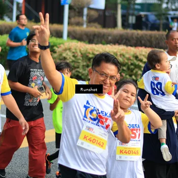 Runner Photo 4894860