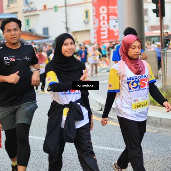 Runner Photo 4894923